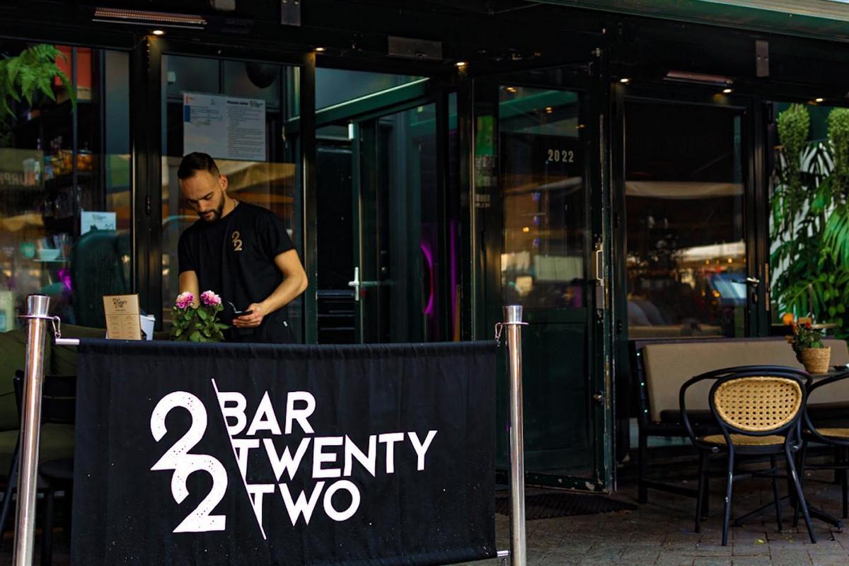 Bar Twenty Two